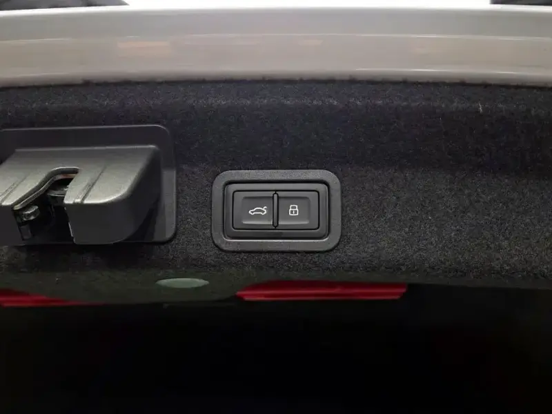 2020 Audi A6 с пробегом 39 432 км