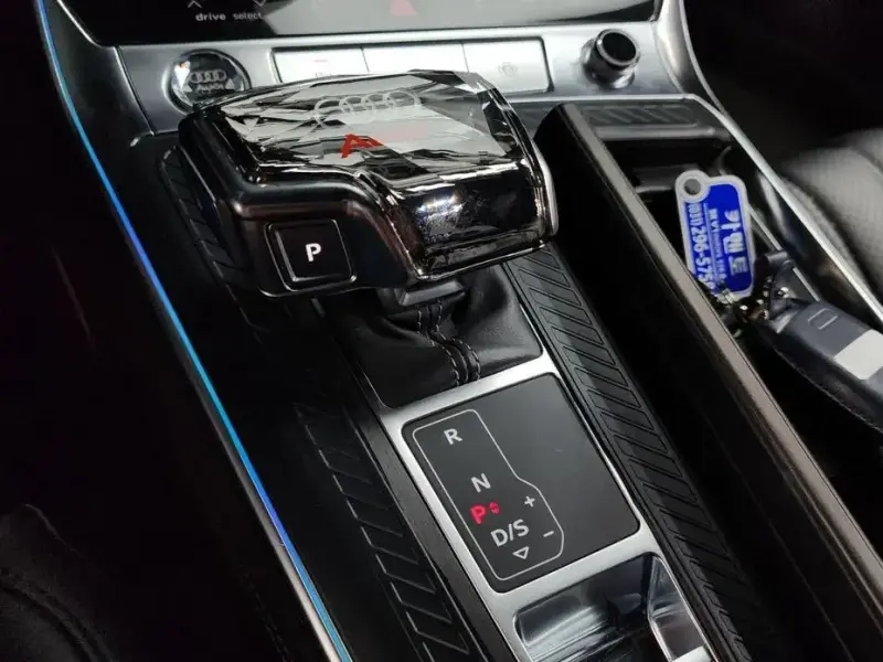 2020 Audi A6 с пробегом 98 805 км