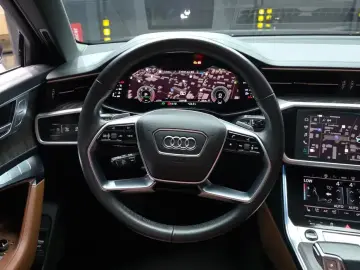 2023 Audi A6 с пробегом 62 980 км