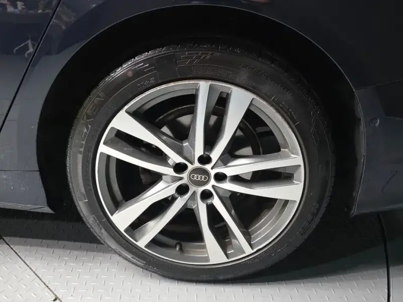 2023 Audi A6 с пробегом 62 980 км
