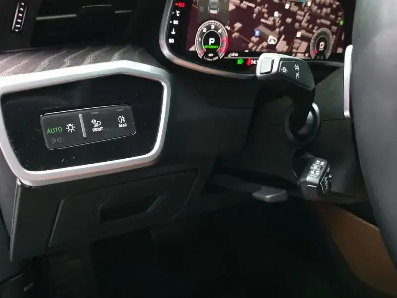 2023 Audi A6 с пробегом 62 980 км