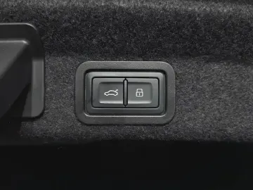 2023 Audi A6 с пробегом 62 980 км