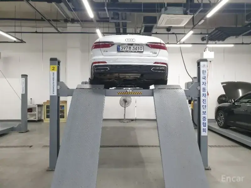2023 Audi A6 с пробегом 63 206 км