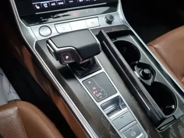 2020 Audi A6 с пробегом 86 016 км