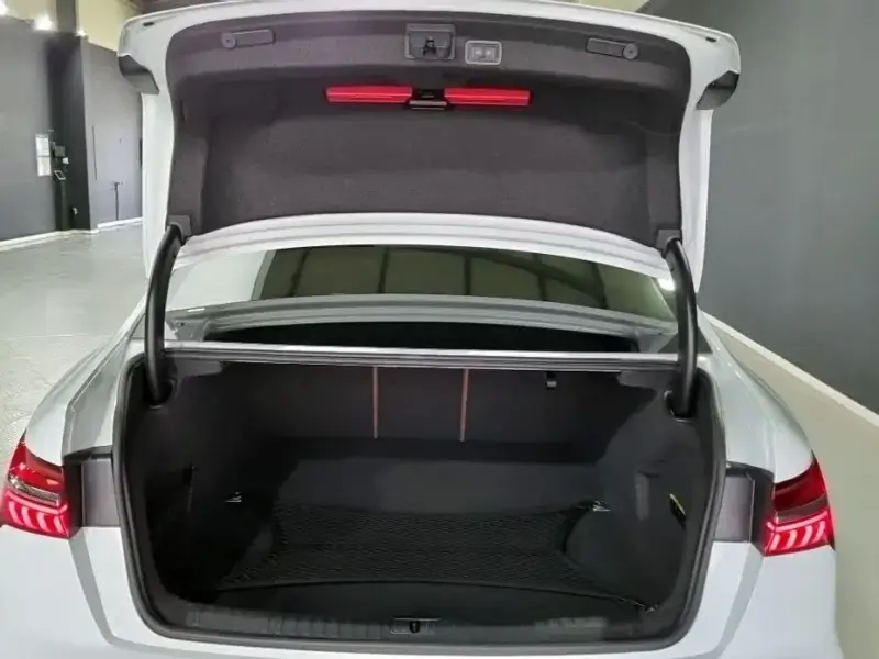 2020 Audi A6 с пробегом 86 016 км