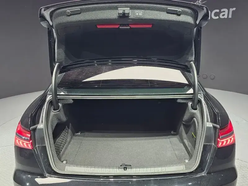 2020 Audi A6 с пробегом 77 079 км