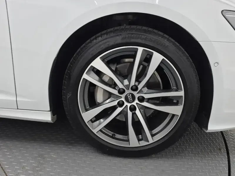 2023 Audi A6 с пробегом 38 225 км