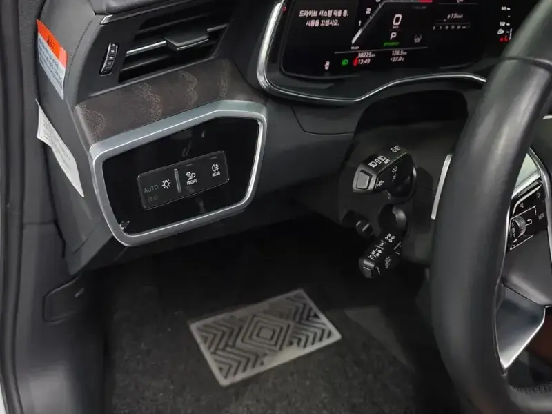 2023 Audi A6 с пробегом 38 225 км