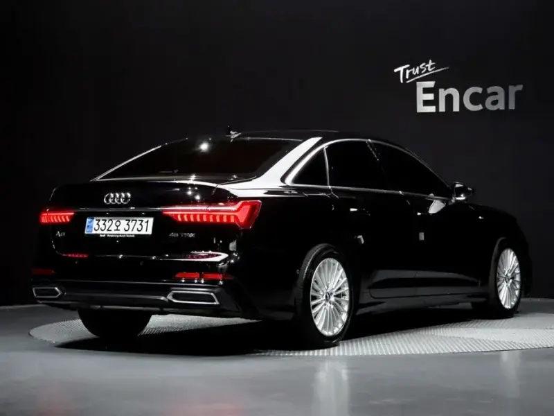 2020 Audi A6 с пробегом 115 882 км