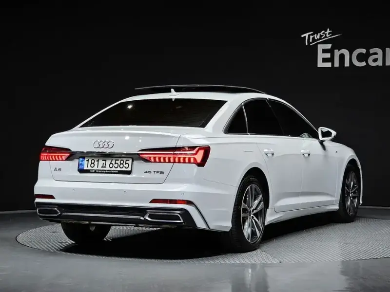 2023 Audi A6 с пробегом 48 321 км