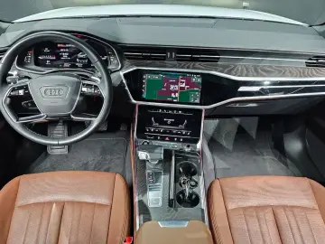2023 Audi A6 с пробегом 48 321 км