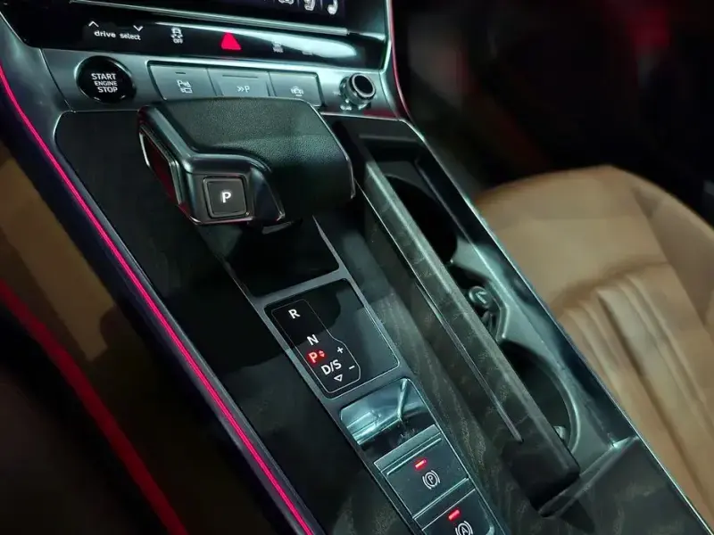 2023 Audi A6 с пробегом 48 321 км