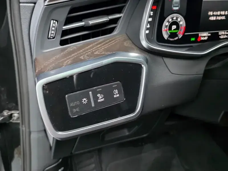 2020 Audi A6 с пробегом 115 882 км