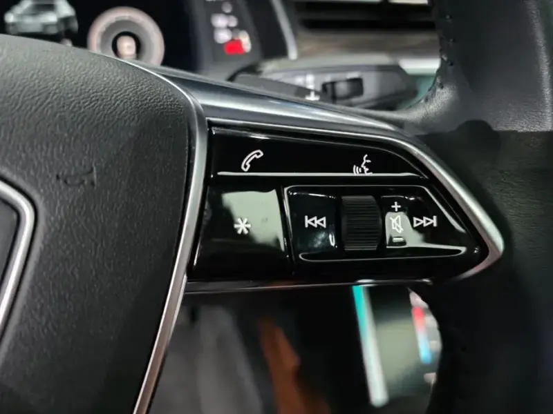 2020 Audi A6 с пробегом 115 882 км