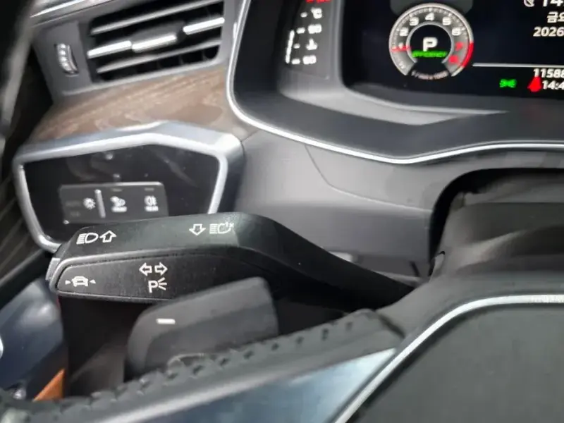 2020 Audi A6 с пробегом 115 882 км