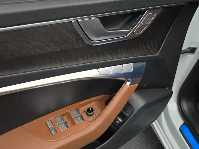 2021 Audi A6 с пробегом 33 534 км