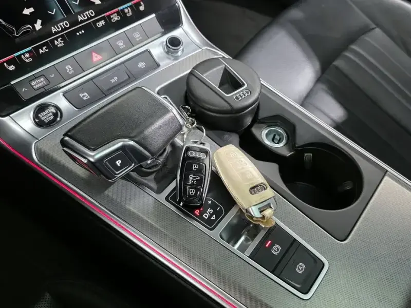 2023 Audi A6 с пробегом 14 420 км