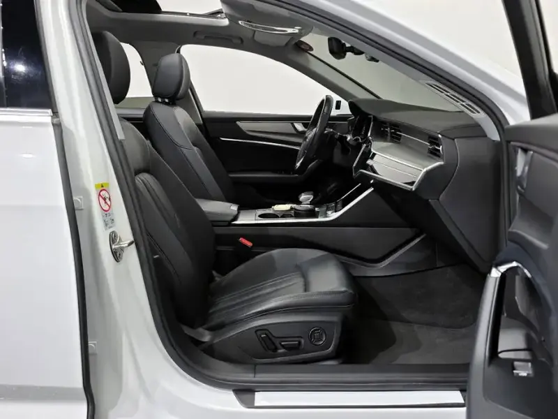 2023 Audi A6 с пробегом 14 420 км