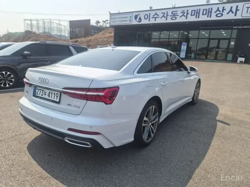 2022 Audi A6 с пробегом 47 317 км