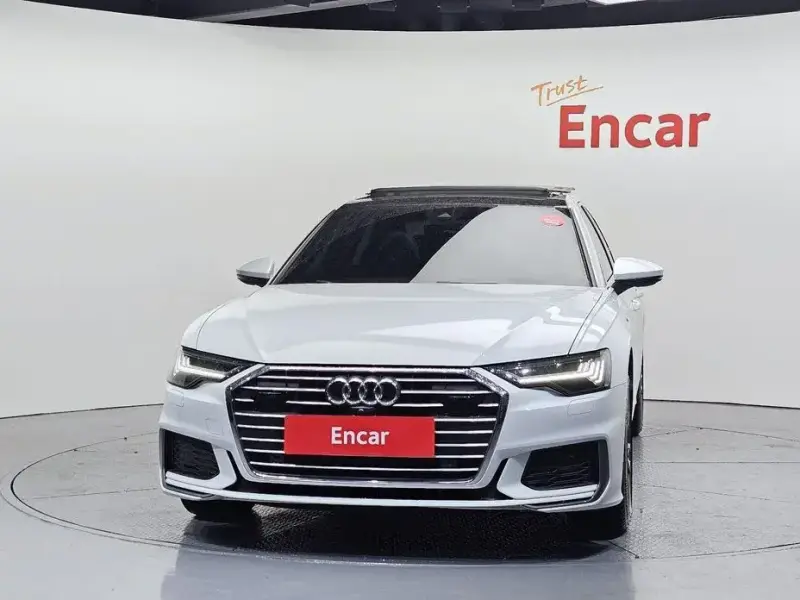 2023 Audi A6 с пробегом 17 758 км