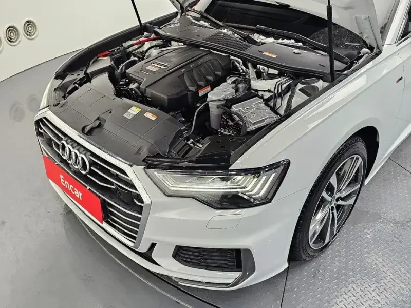 2023 Audi A6 с пробегом 17 758 км