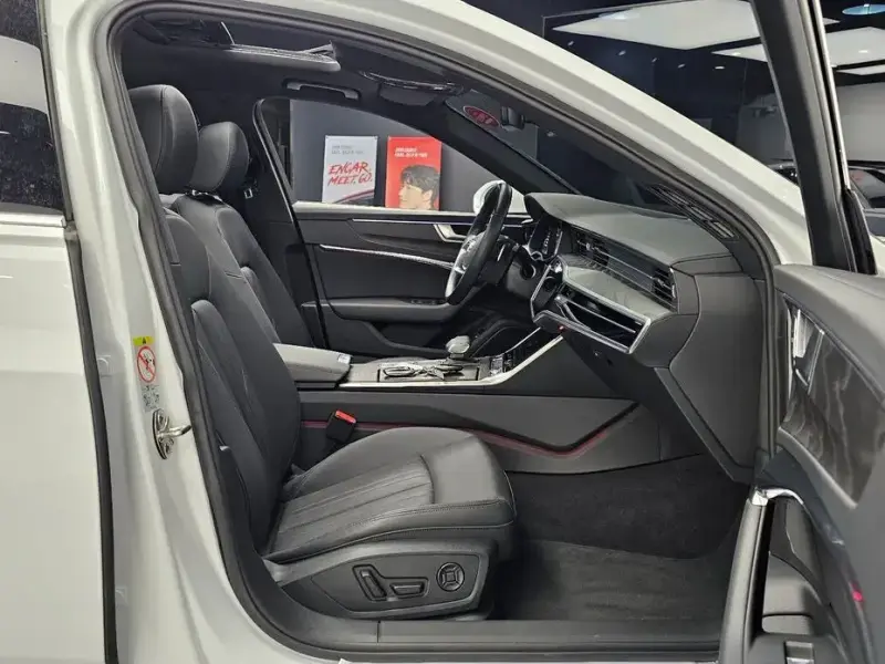 2023 Audi A6 с пробегом 17 758 км