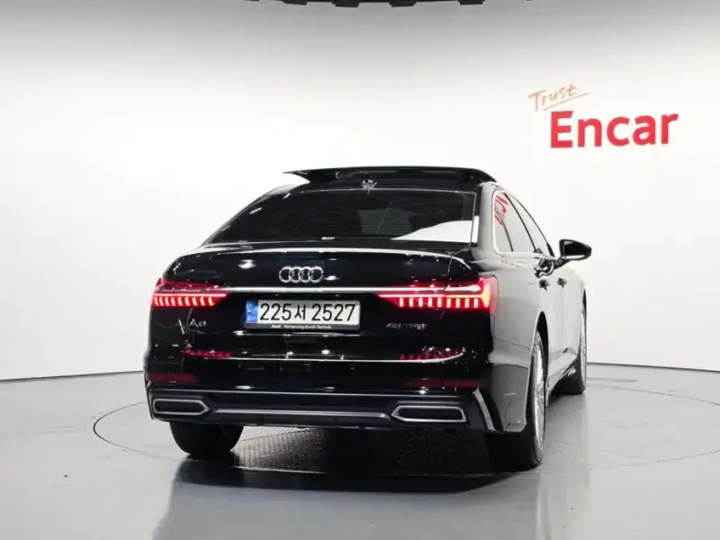 2021 Audi A6 с пробегом 61 804 км