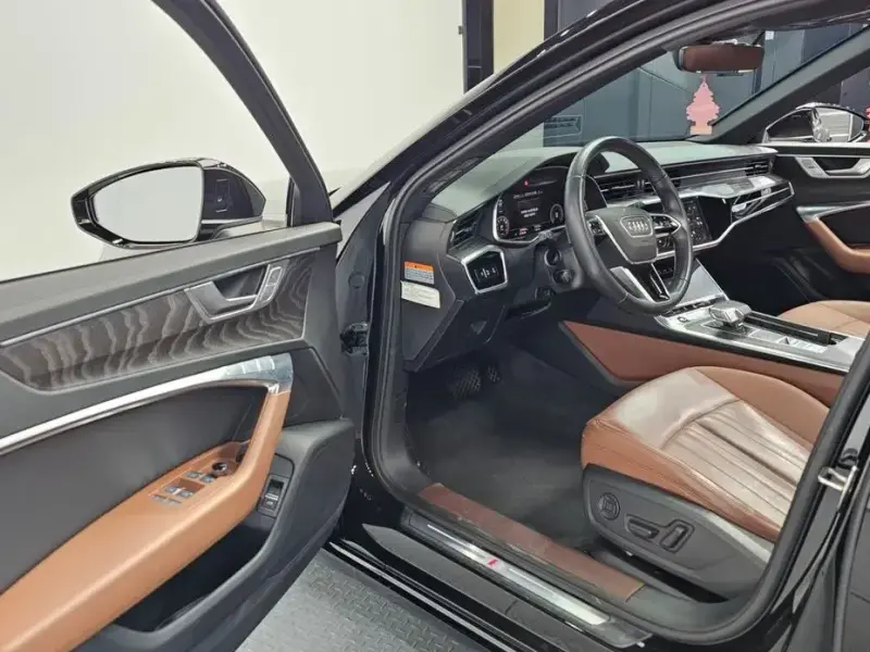 2021 Audi A6 с пробегом 61 804 км
