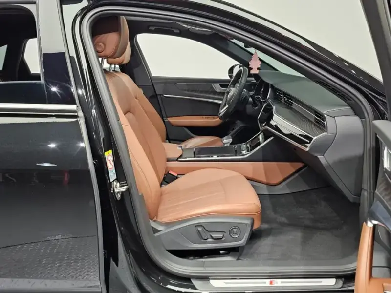 2021 Audi A6 с пробегом 61 804 км