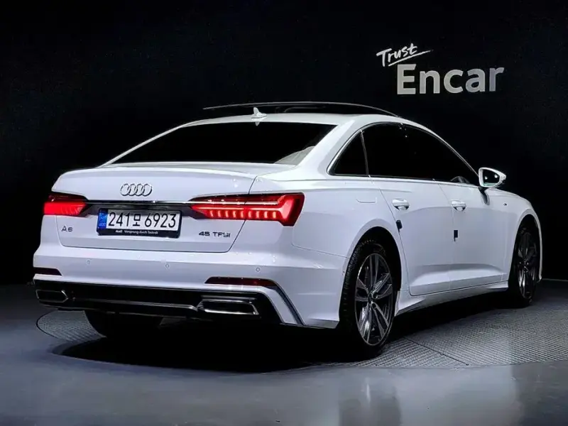 2023 Audi A6 с пробегом 35 003 км