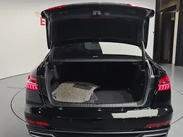 2021 Audi A6 с пробегом 61 804 км