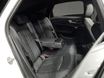2023 Audi A6 с пробегом 35 003 км
