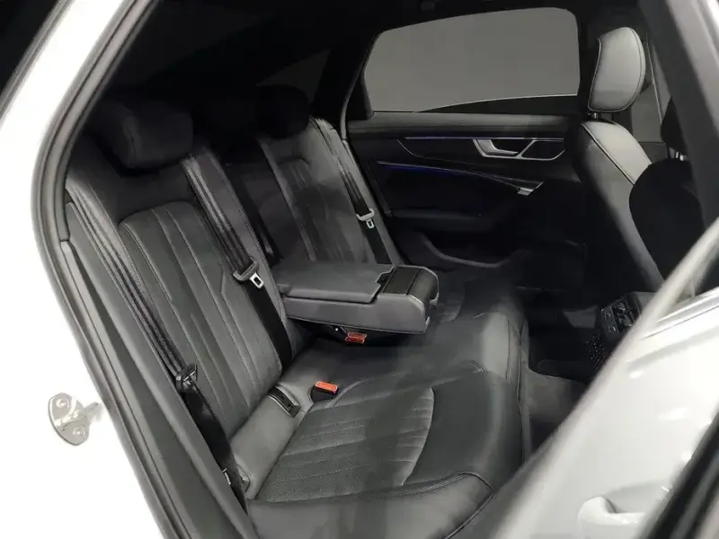 2023 Audi A6 с пробегом 35 003 км