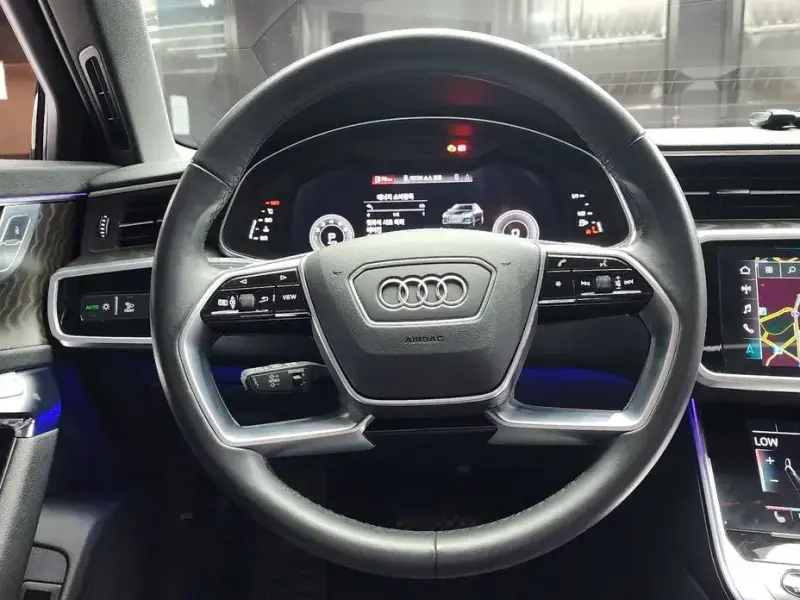 2023 Audi A6 с пробегом 35 003 км