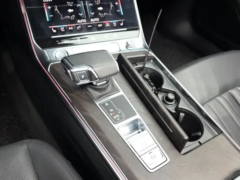 2020 Audi A6 с пробегом 25 697 км