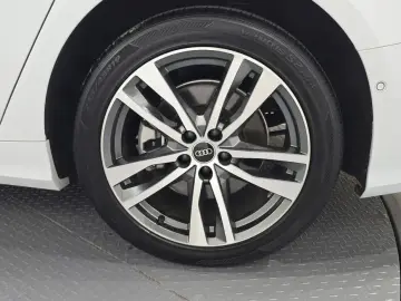 2023 Audi A6 с пробегом 49 531 км