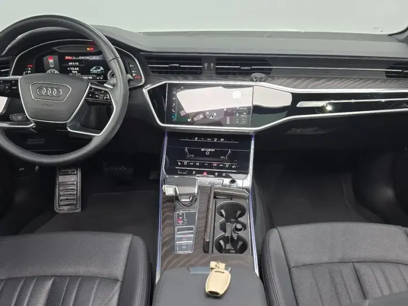 2023 Audi A6 с пробегом 49 531 км