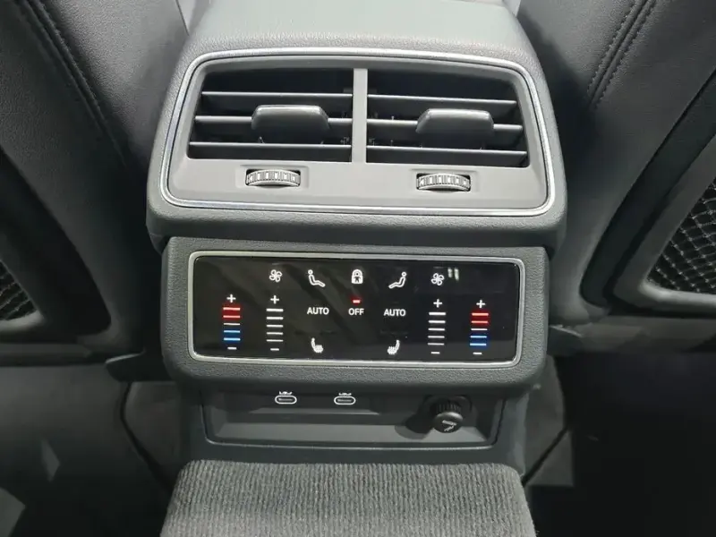2023 Audi A6 с пробегом 49 531 км