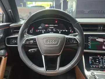 2021 Audi A6 с пробегом 59 031 км