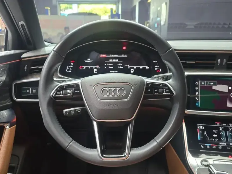 2021 Audi A6 с пробегом 59 031 км