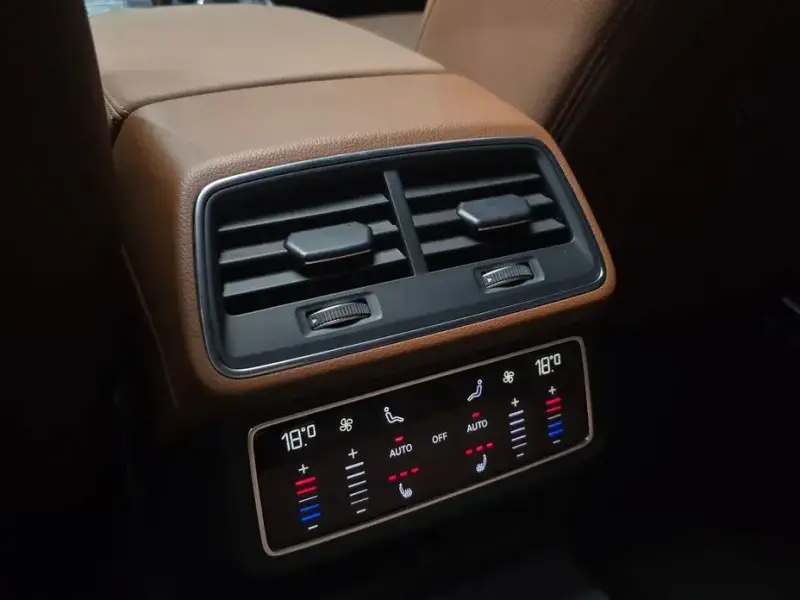 2021 Audi A6 с пробегом 59 031 км