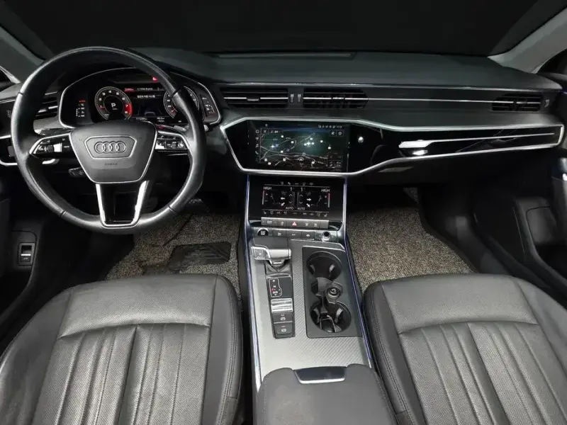 2021 Audi A6 с пробегом 111 294 км
