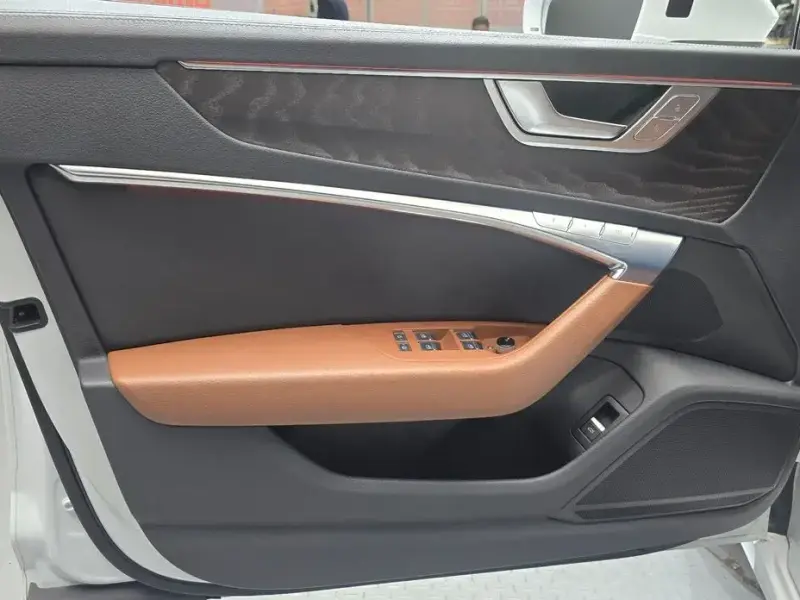 2021 Audi A6 с пробегом 59 031 км