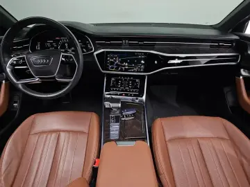 2023 Audi A6 с пробегом 49 378 км