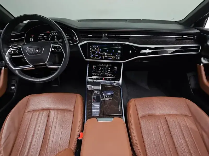 2023 Audi A6 с пробегом 49 378 км