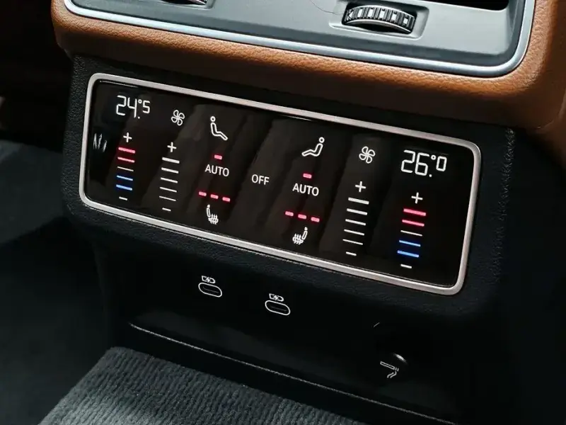 2023 Audi A6 с пробегом 49 378 км