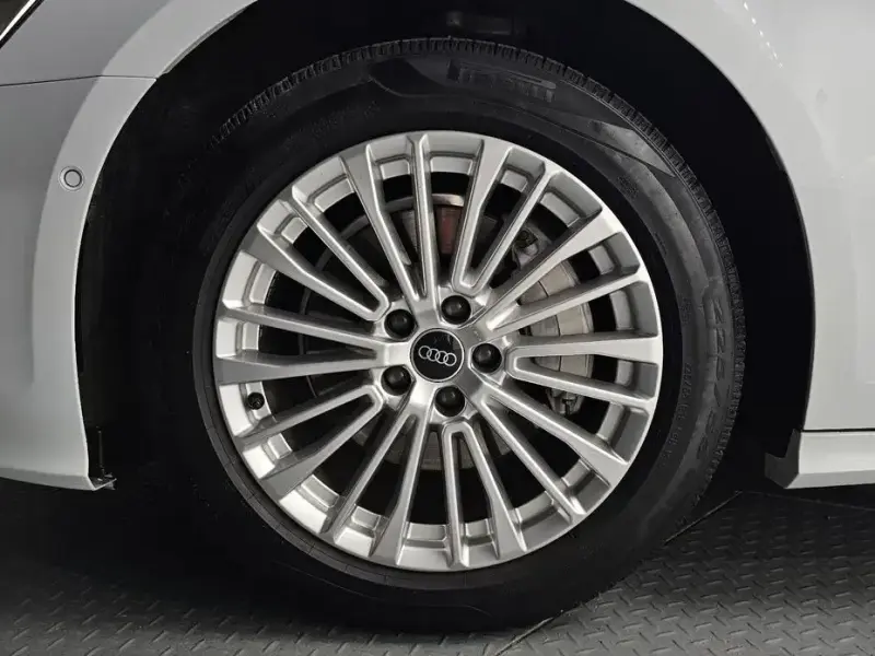 2021 Audi A6 с пробегом 65 201 км