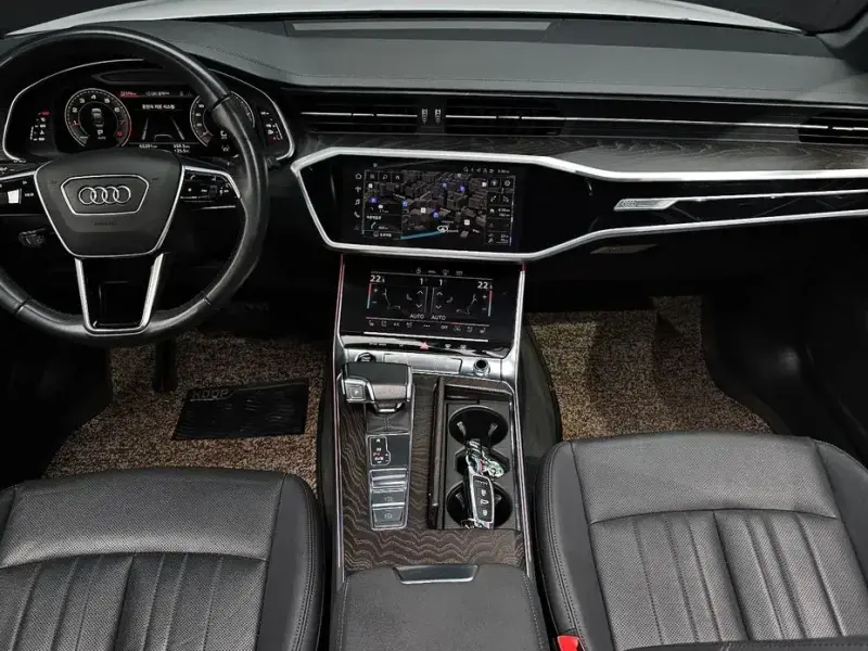 2021 Audi A6 с пробегом 65 201 км