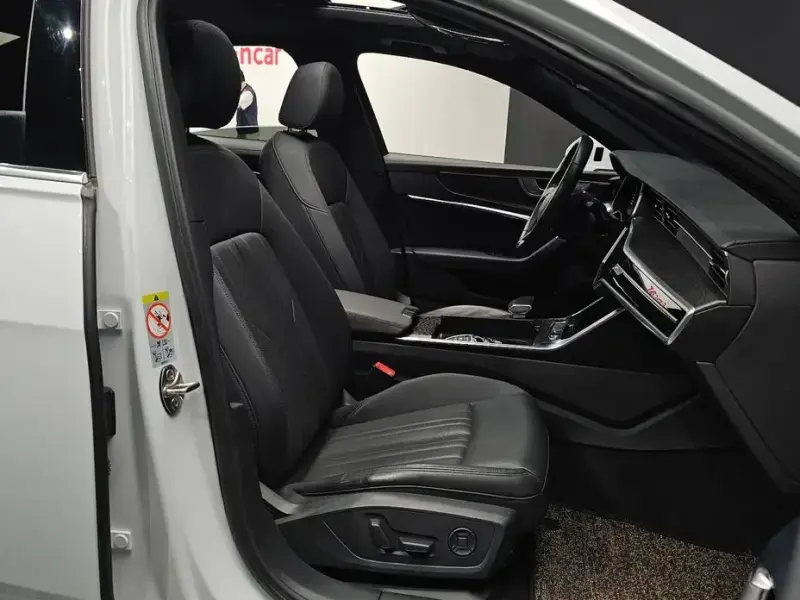2021 Audi A6 с пробегом 65 201 км