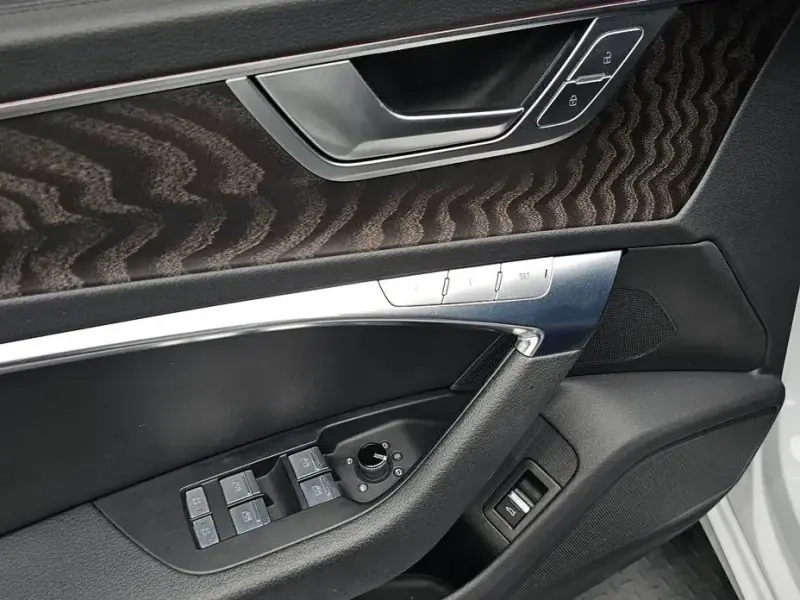 2021 Audi A6 с пробегом 65 201 км